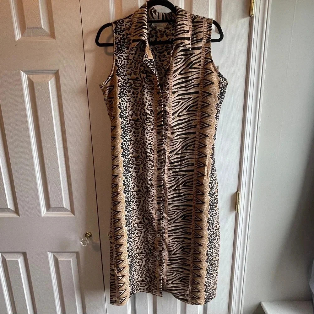 Vintage Animal Print Shirt Dress, Size L. Full button down, sleeveless, unique!